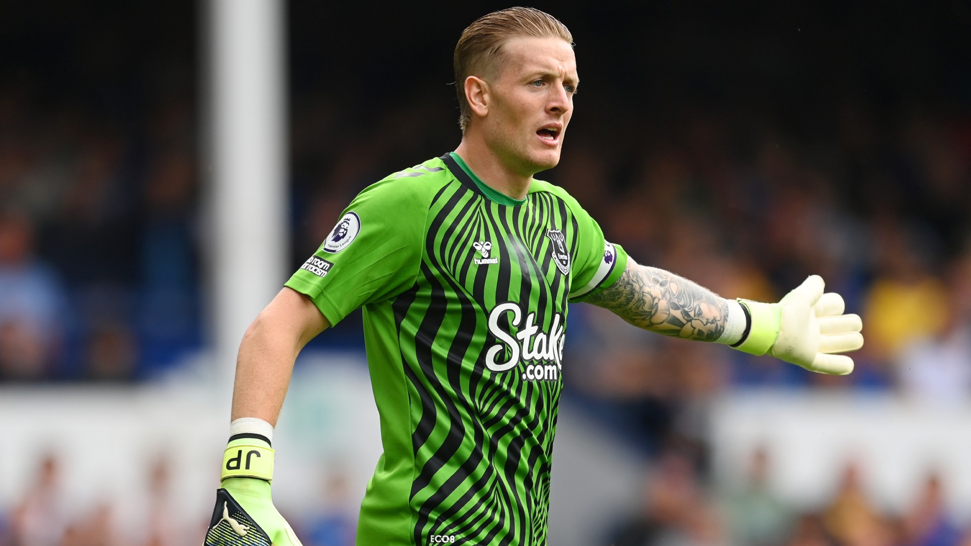 man-united-and-chelsea-interested-in-pickford-december-28-2022