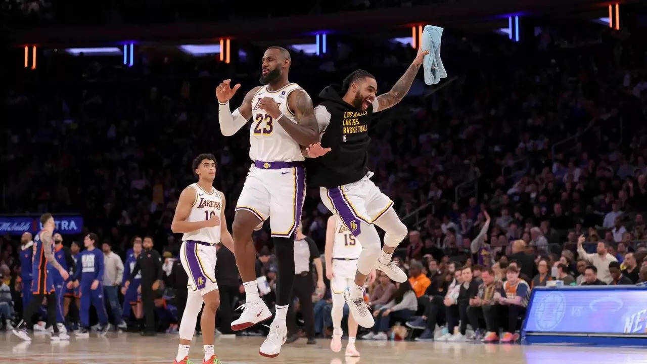 Los Angeles Lakers Stage Comeback to Halt New York Knicks' 9-Game Winning Streak